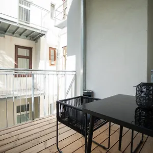 Modern With A Balcony Near Belvedere , Wien Österreich